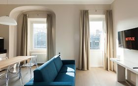easyhomes-Duomo Suites & Apartments