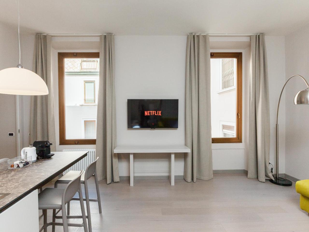 Easyhomes-Duomo Suites & Apartments Milan Extérieur photo
