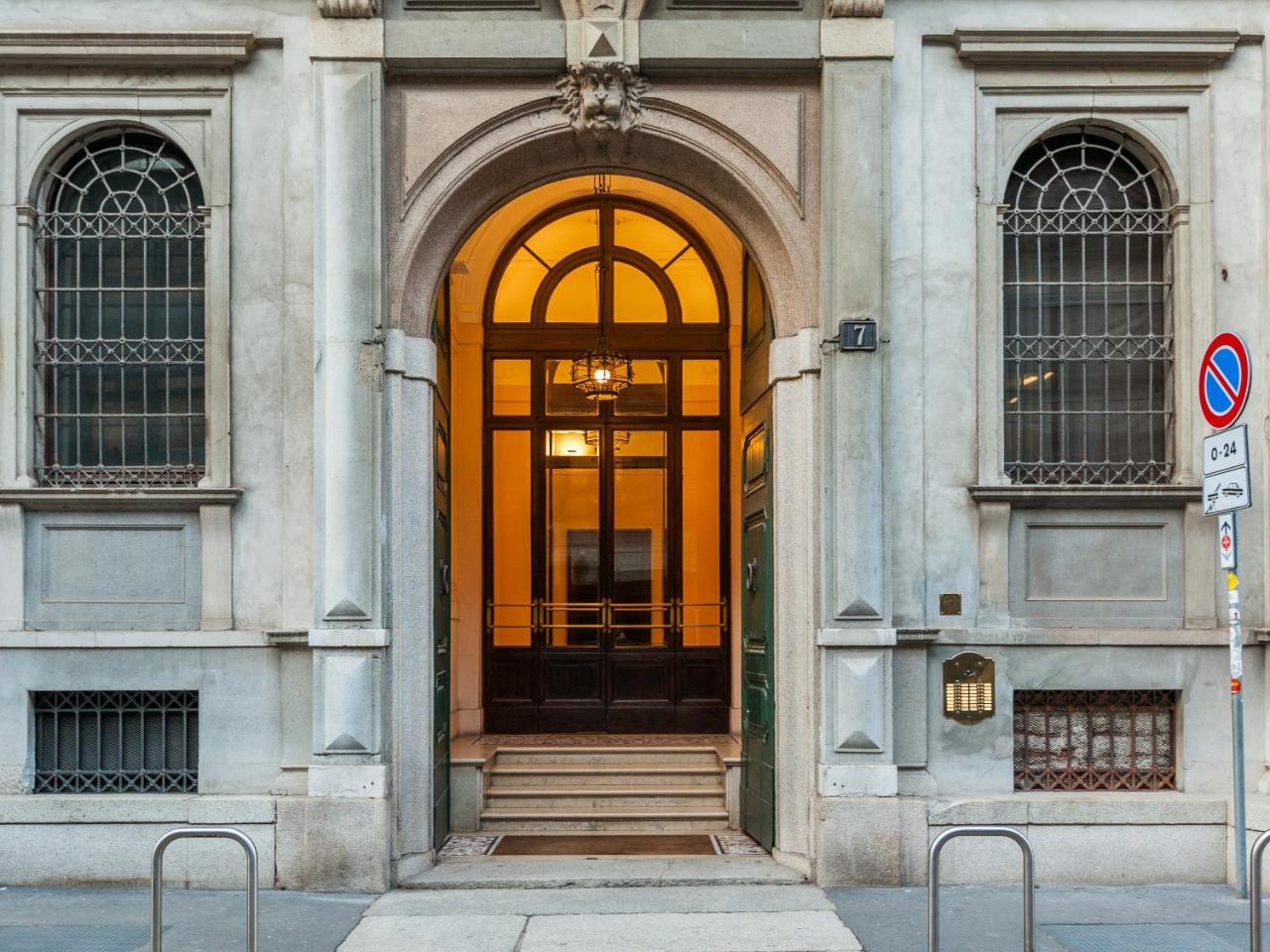 Easyhomes-Duomo Suites & Apartments Milan Extérieur photo